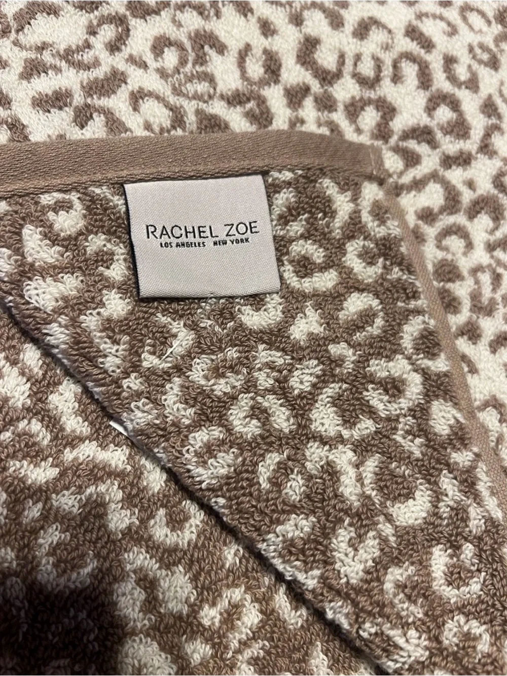🤎🐆 NWT Rachel Zoe Leopard Bath Towels Set of 2 Animal Cheetah Print